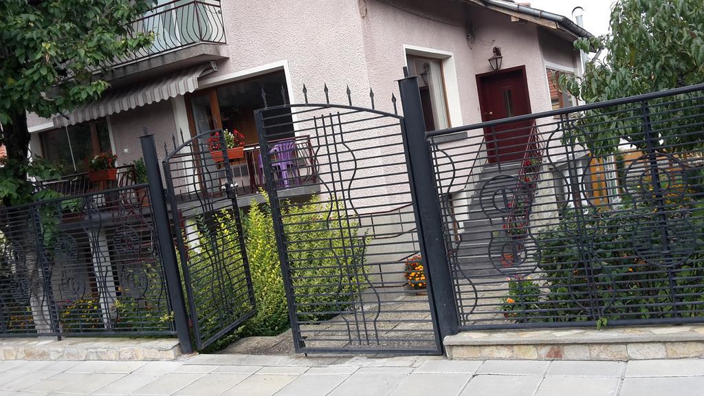 Kyurkchievi Guest House Sapareva Banya Exterior foto